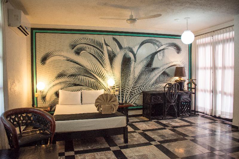 Maya Del Mar On Fifth Avenue Playa del Carmen Exterior photo